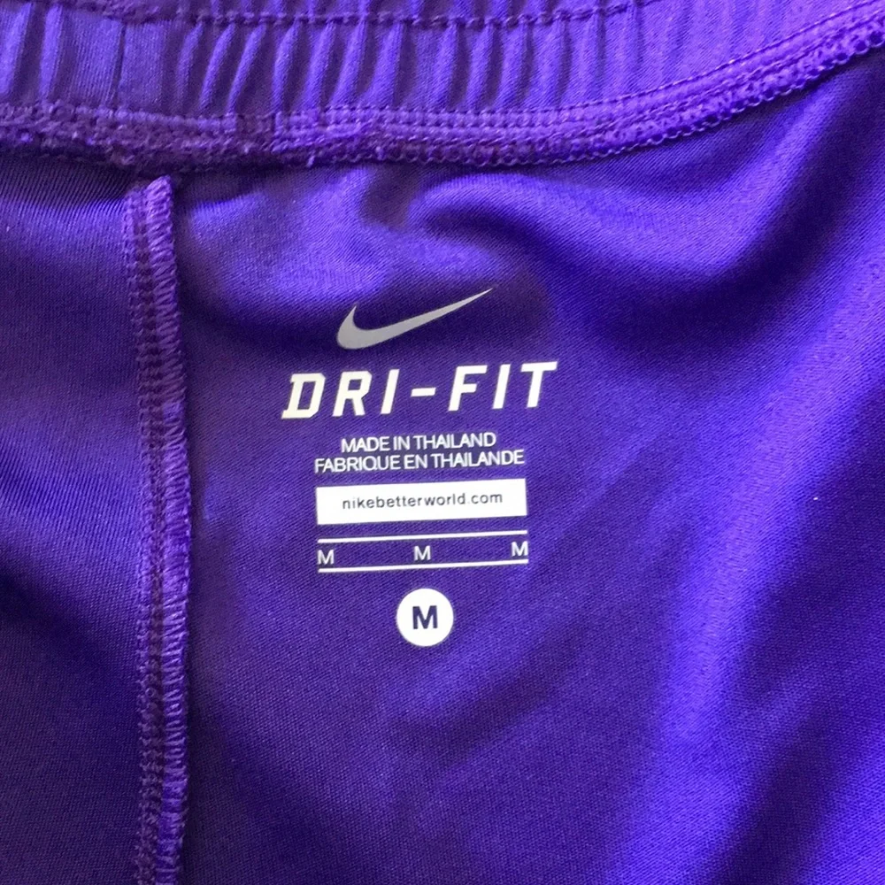 Nike Dri-fit Shorts - Picture 5 of 6